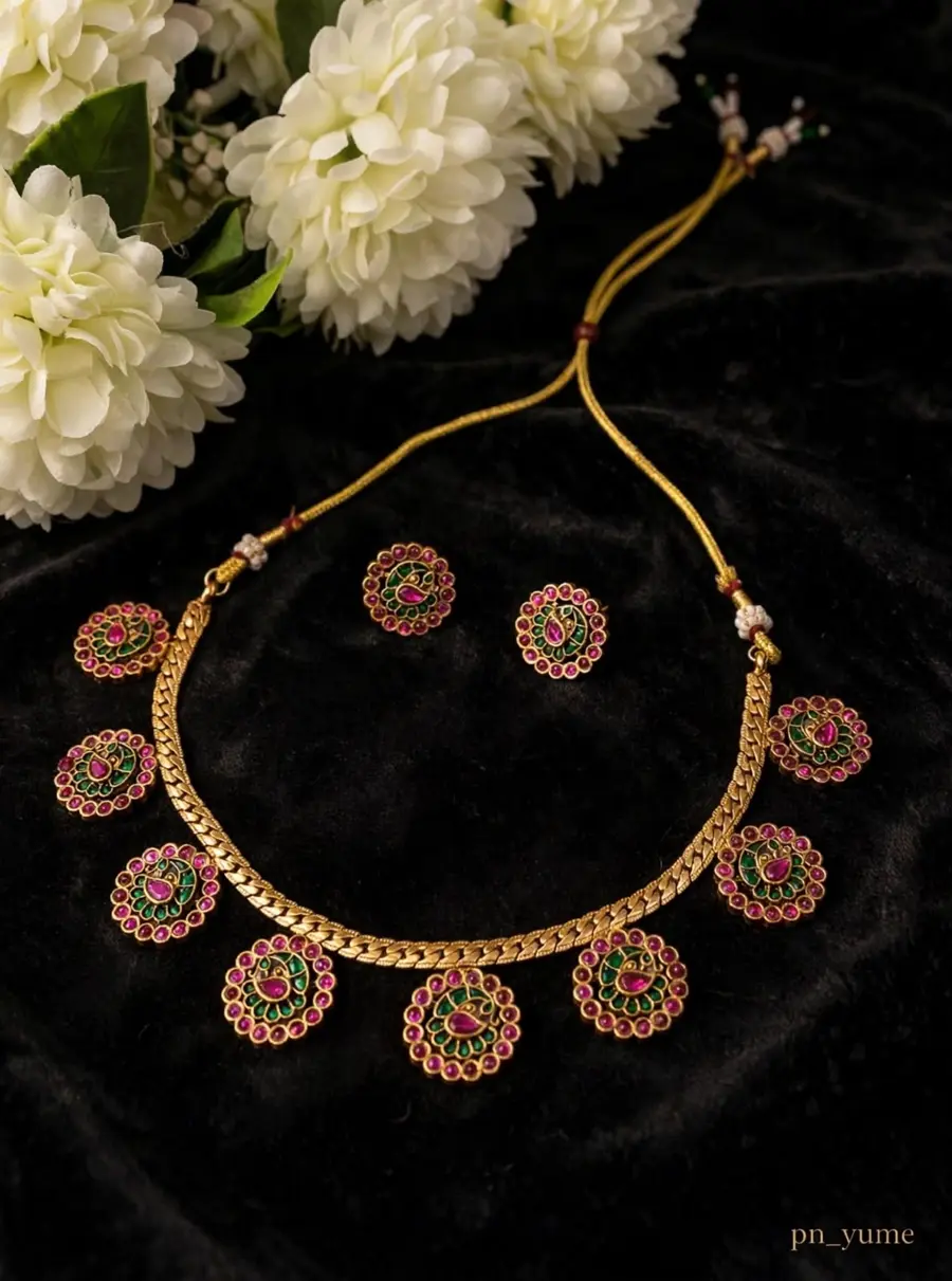 Peacock Kemp Choker Set